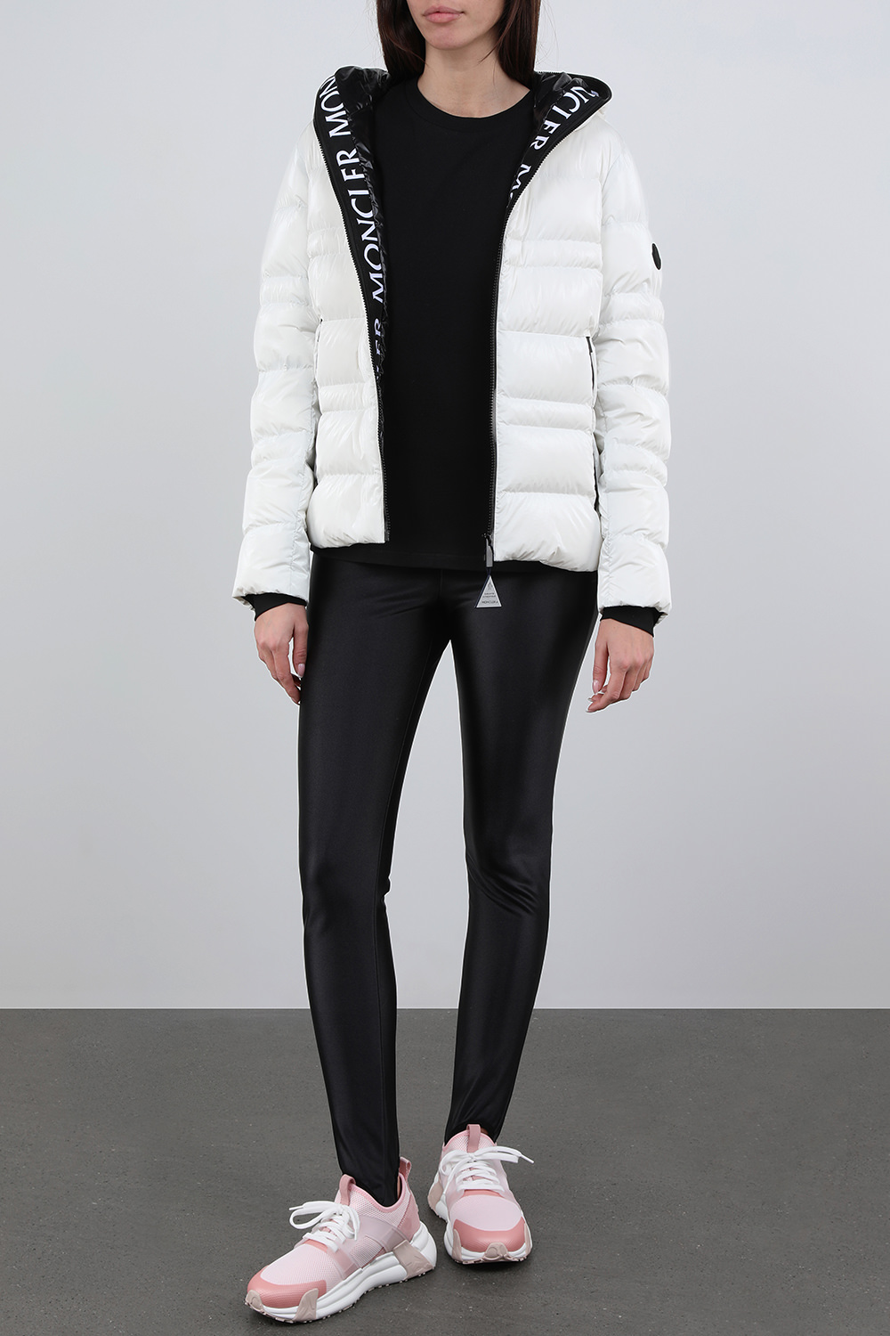 מעיל פוך קפוצ'ון עם לוגו